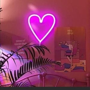 Vsco Neon Heart Sign